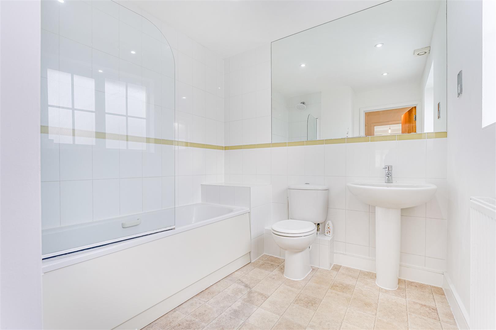 Walter Mead Close, Ongar Bricks.